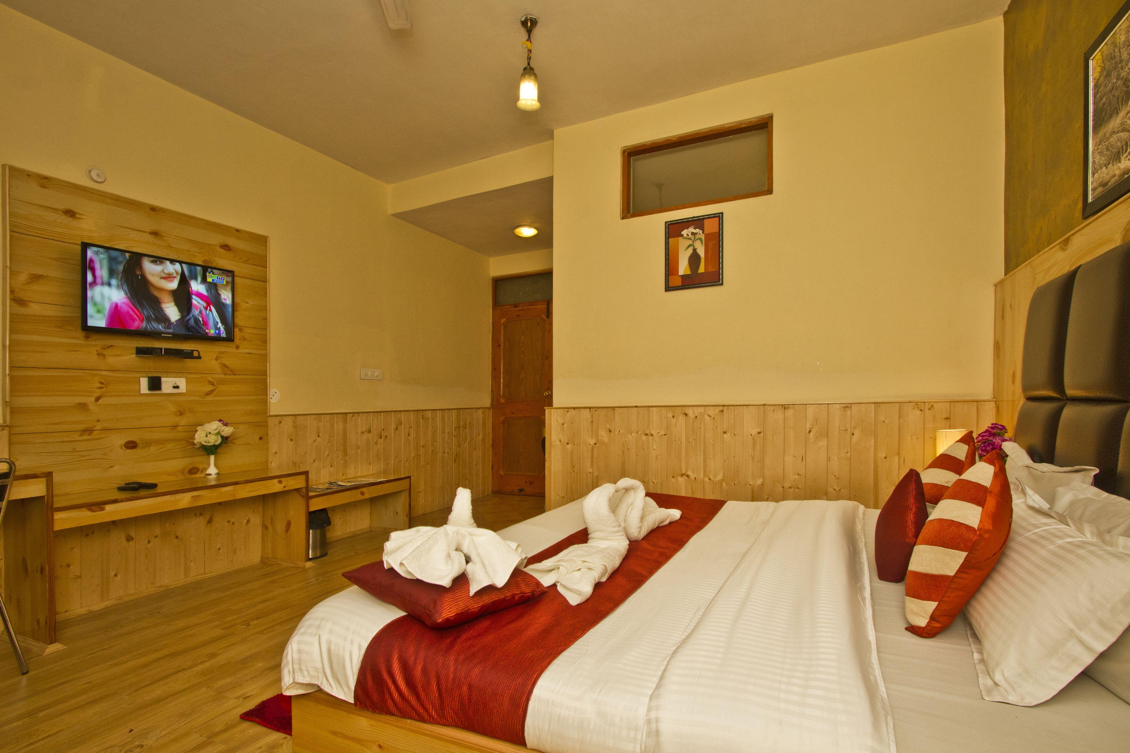 New Harmony Inn - Manali (Himachal Pradesh) — Photos 1